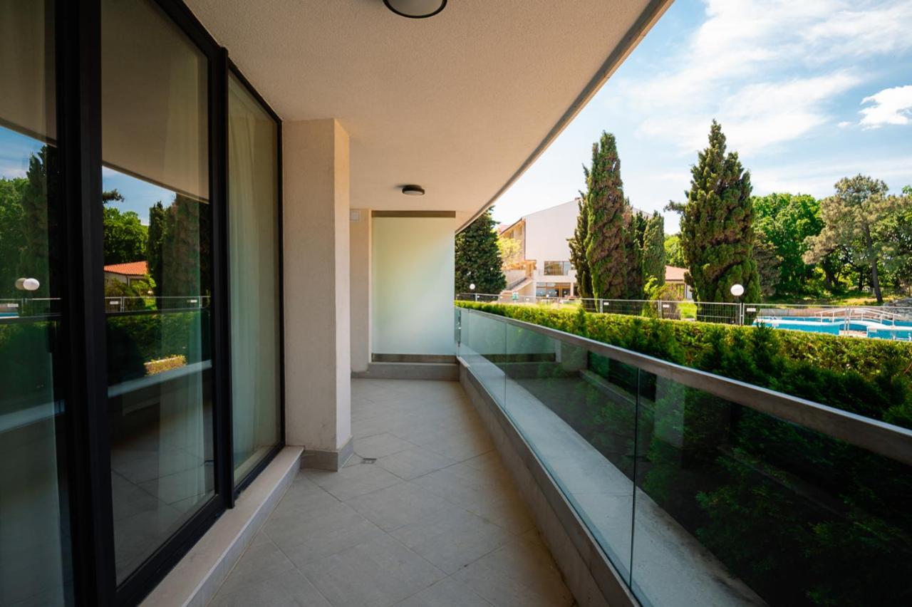 Stylish 1-Bd Apartment In St Constantine And Helena By Flat Mаnager Sf. Constantin și Elena Exterior foto