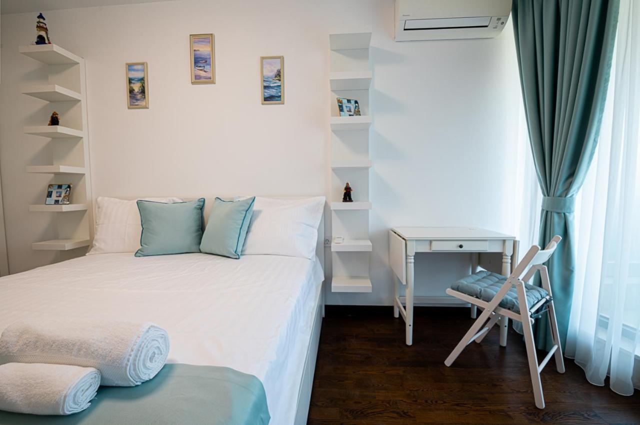 Stylish 1-Bd Apartment In St Constantine And Helena By Flat Mаnager Sf. Constantin și Elena Exterior foto