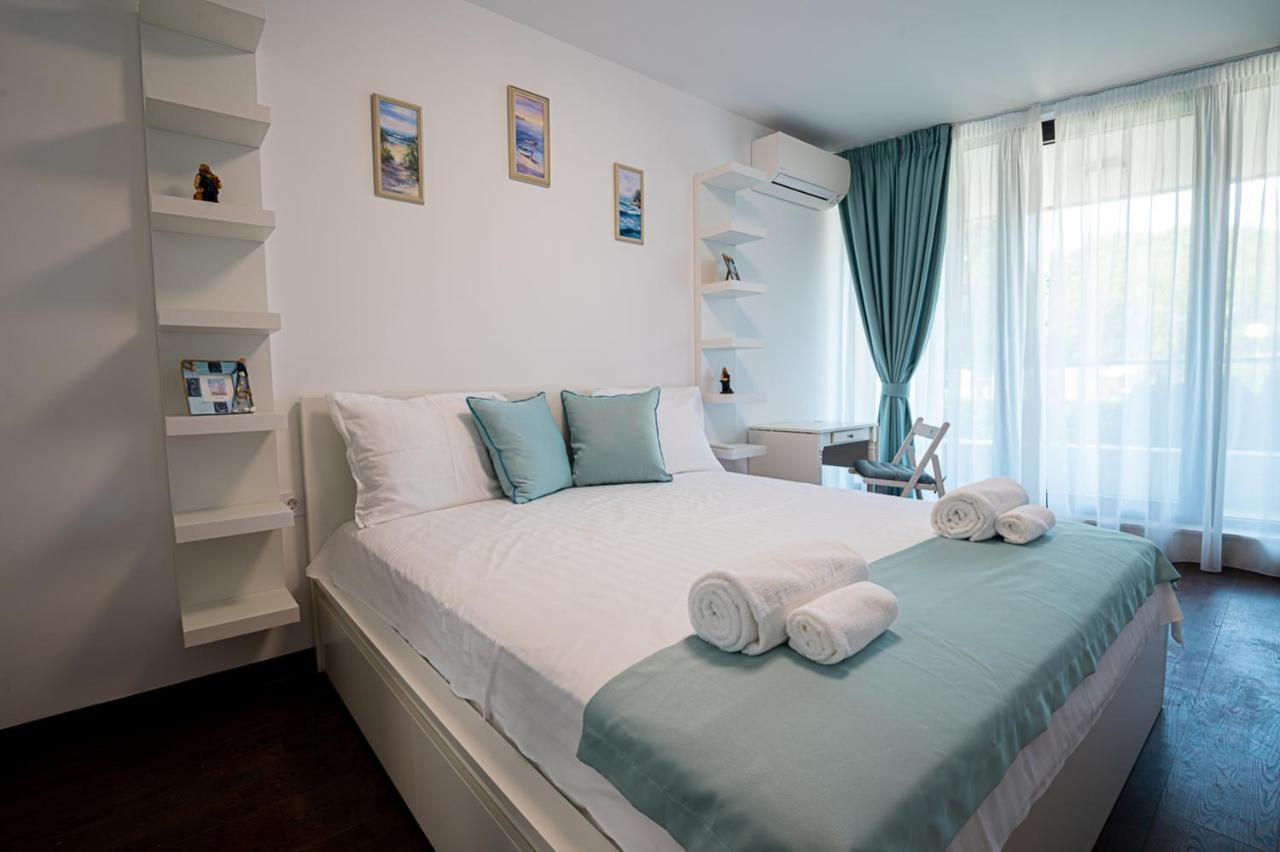 Stylish 1-Bd Apartment In St Constantine And Helena By Flat Mаnager Sf. Constantin și Elena Exterior foto